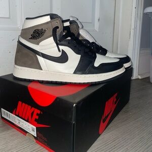 Jordan 1 mochas